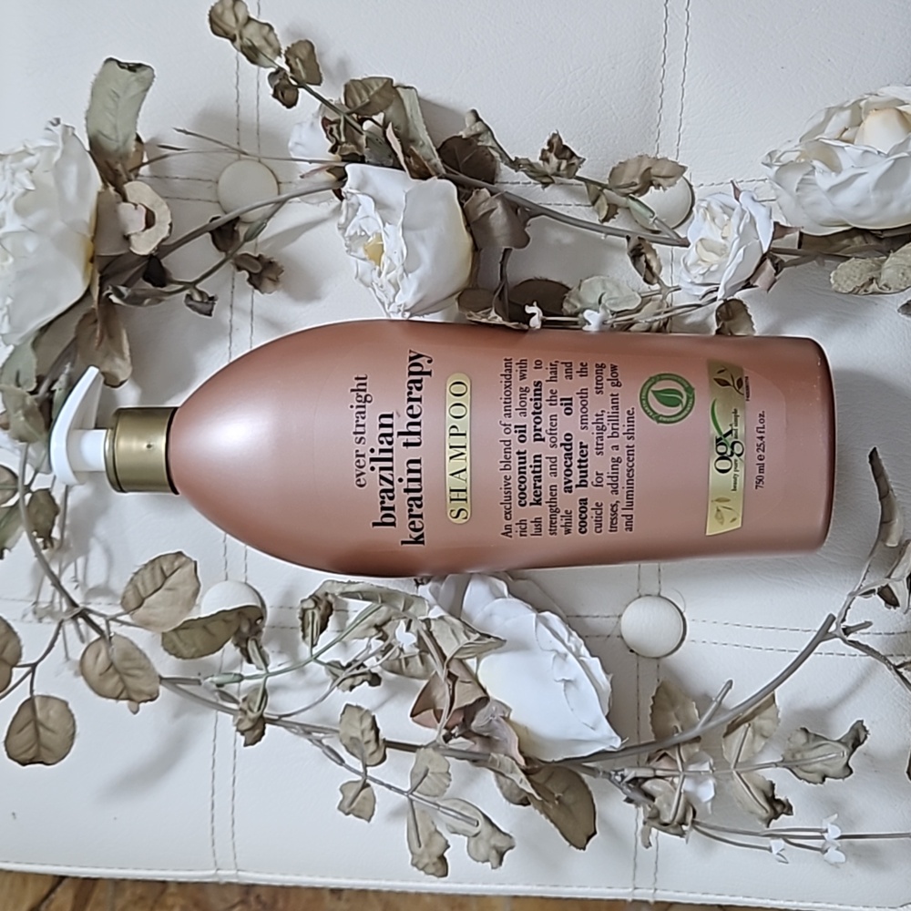 OGX ever straight Brazilian Keratin therapy Shampoo